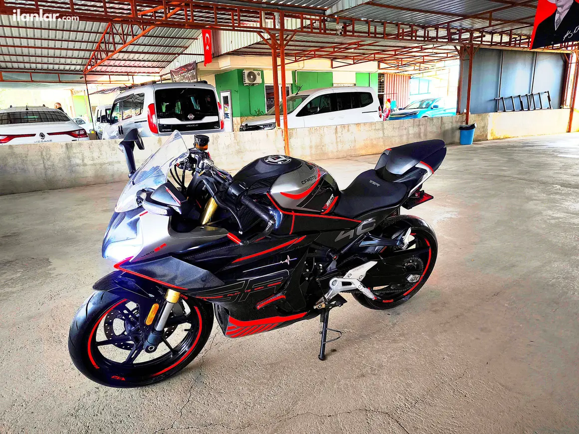 2023 CFmoto 450 SR benzinli manuel motosiklet - Fotoğraf 1