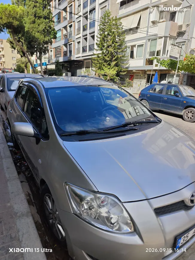 2010 Toyota Auris 1.4 D-4D dizel manuel otomobil - Fotoğraf 1