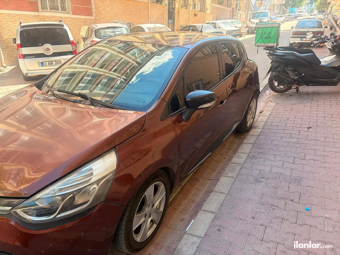 2013 Renault Clio 0.9 TCe benzinli manuel otomobil - Fotoğraf 1