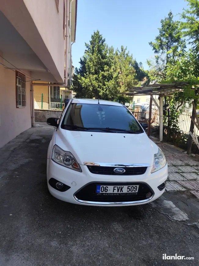 2009 Ford Focus 1.6 TDCi dizel manuel otomobil - Fotoğraf 1