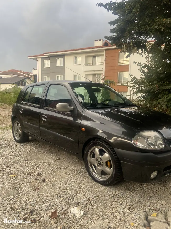 2000 Renault Clio 1.6 benzin & LPG manuel otomobil - Fotoğraf 1