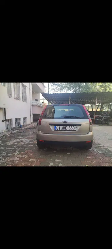 2004 Ford Fiesta 1.4 TDCi dizel manuel otomobil - Fotoğraf 1