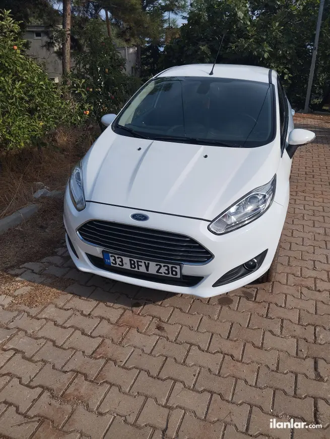 2016 Ford Fiesta 1.6 benzinli otomatik otomobil - Fotoğraf 1
