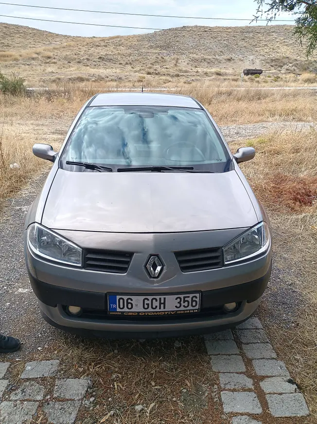 2006 Renault Megane 1.5 dCi dizel manuel otomobil - Fotoğraf 1