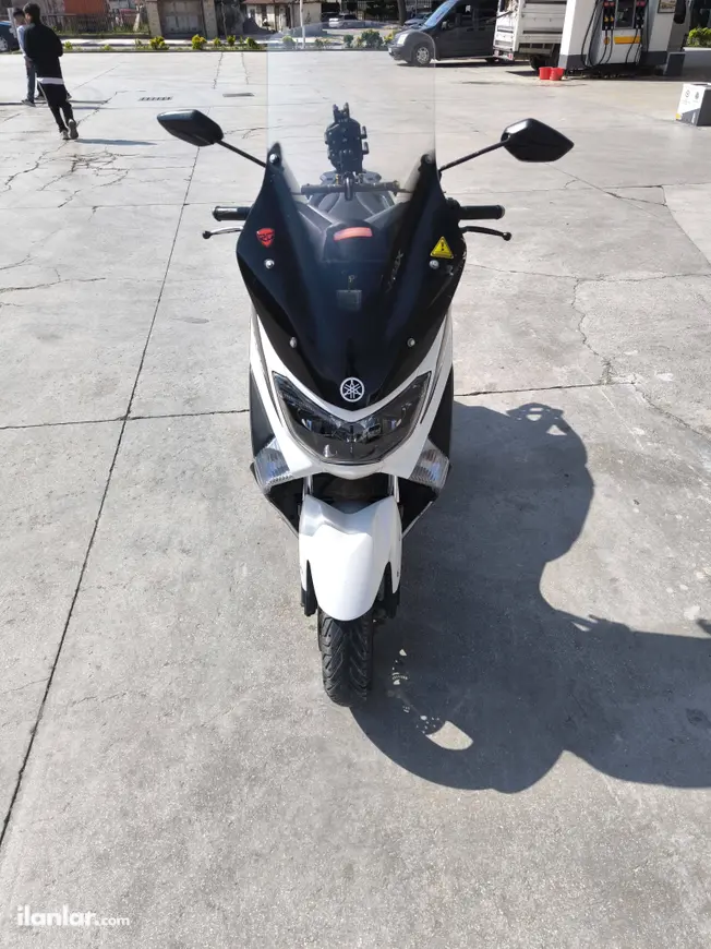 2019 Yamaha NMax 155 benzinli otomatik motosiklet - Fotoğraf 1