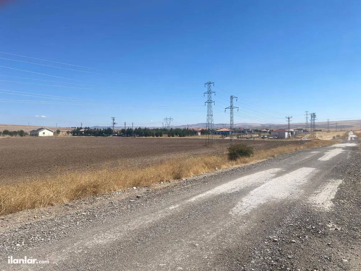 Ankara Gölbaşı Günalan Mahallesi 500 m² satılık villa arsa - Fotoğraf 1
