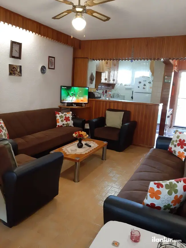 Aydın Kuşadası Davutlar Mahallesi 2+1 75 m² satılık daire - Fotoğraf 1
