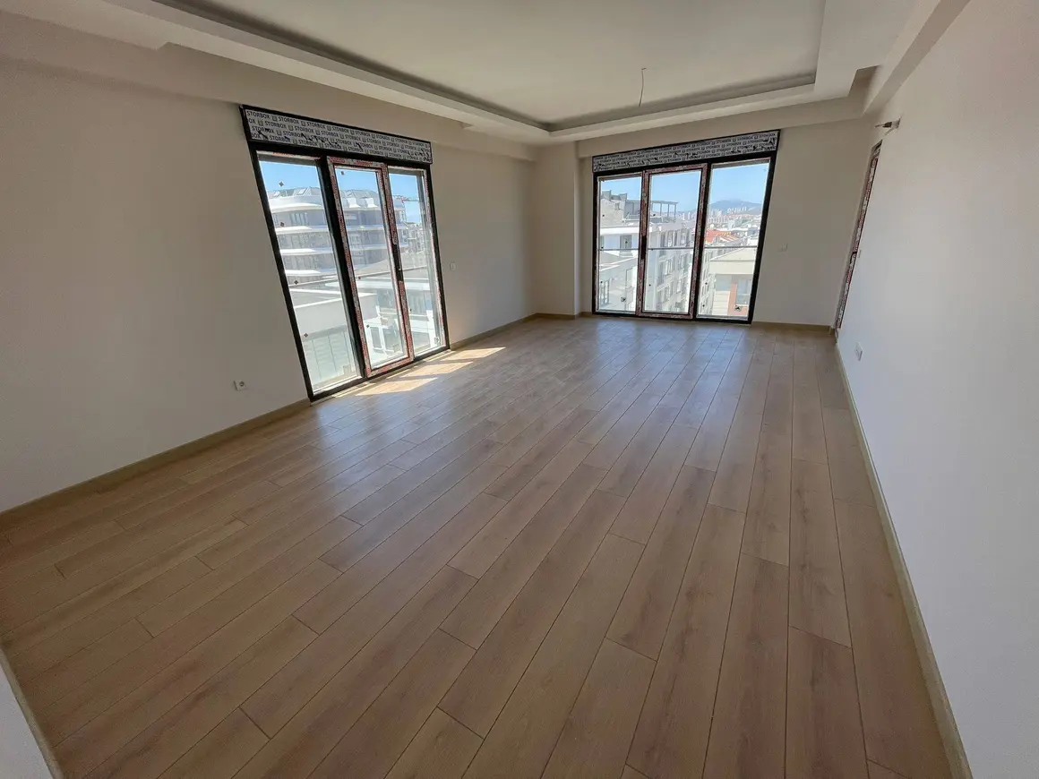 İstanbul Tuzla İstasyon Mahallesi 3+1 125 m² kiralık daire - Fotoğraf 1