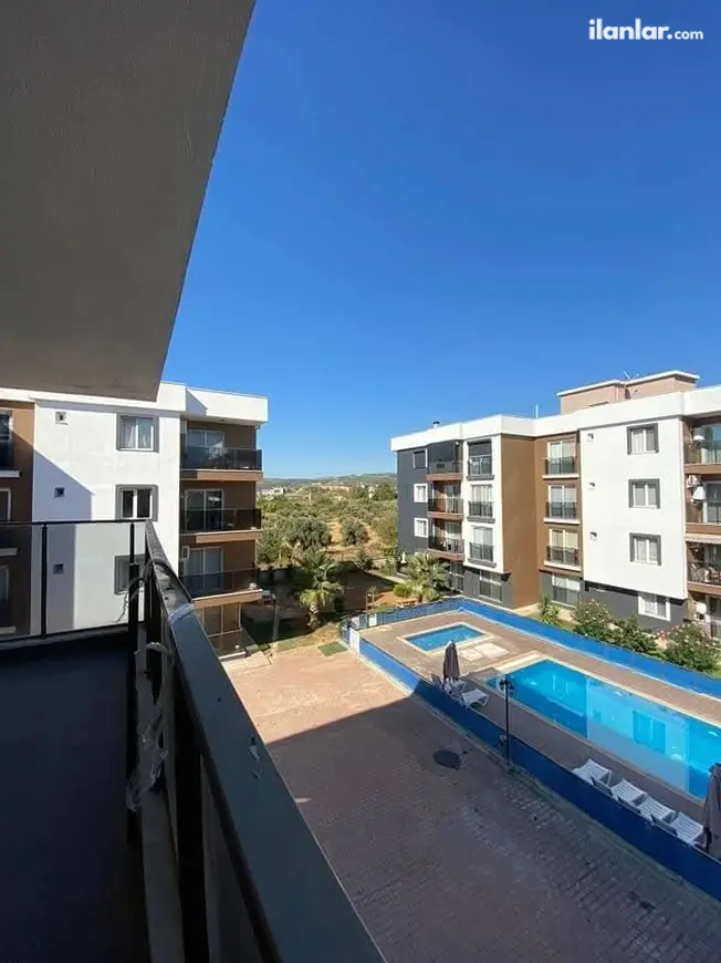 Aydın Kuşadası Davutlar Mahallesi 2+1 75 m² satılık daire - Fotoğraf 1