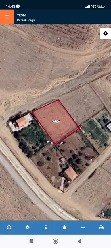 Aksaray Merkez Topakkaya, Medeni Mahallesi 740 m² satılık konut arsa - Fotoğraf 1