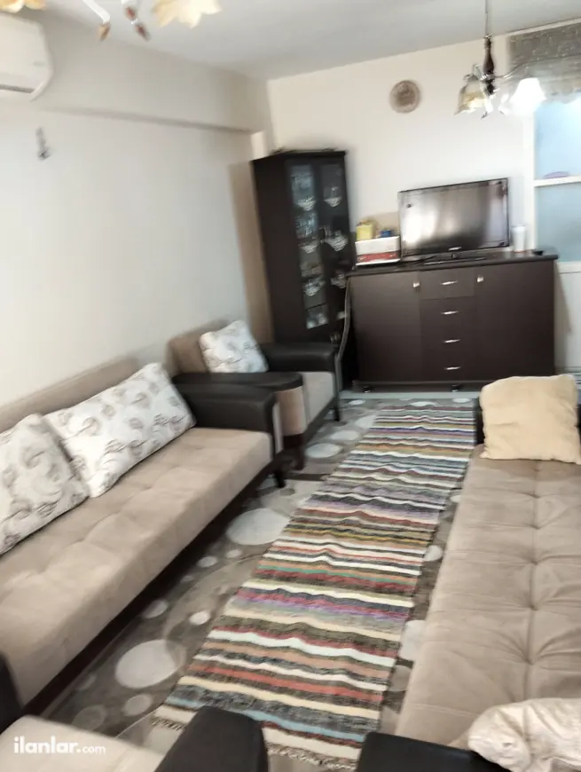 İzmir Karabağlar Poligon Mahallesi 2+1 90 m² kiralık daire - Fotoğraf 1