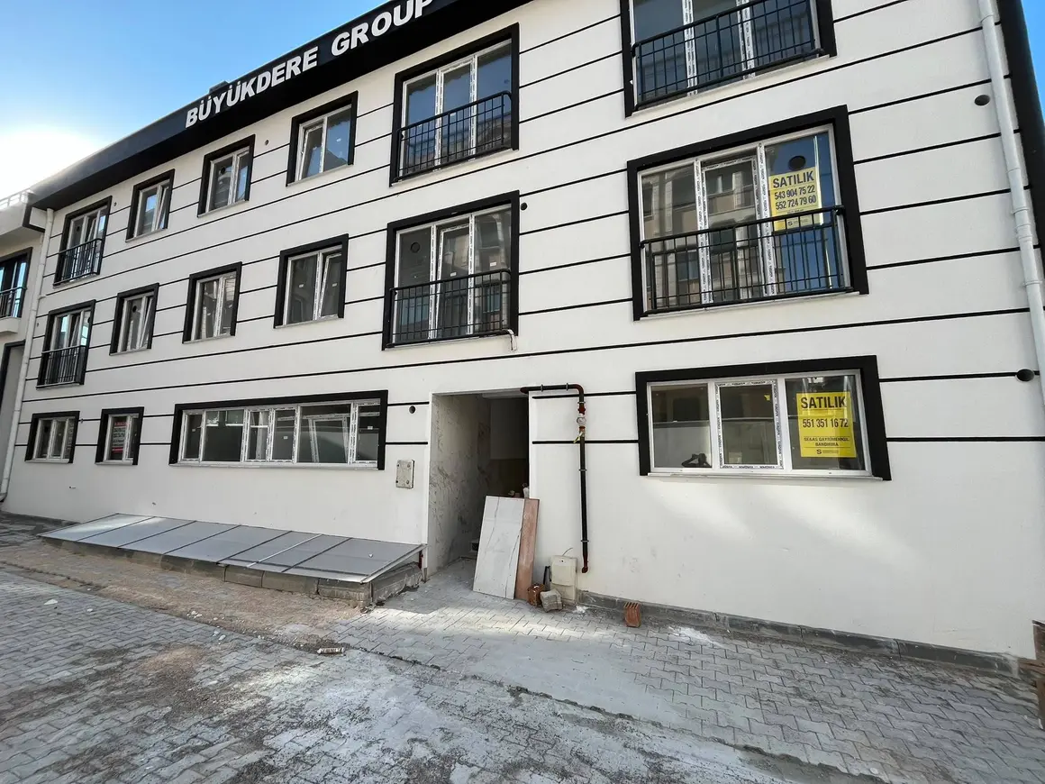 Balıkesir Bandırma Hacı Yusuf Mahallesi 2+1 70 m² satılık daire - Fotoğraf 1