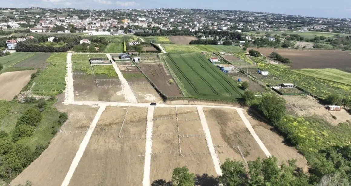 İstanbul Silivri Ortaköy Mahallesi 300 m² satılık bağ & Bahçe arsa - Fotoğraf 1