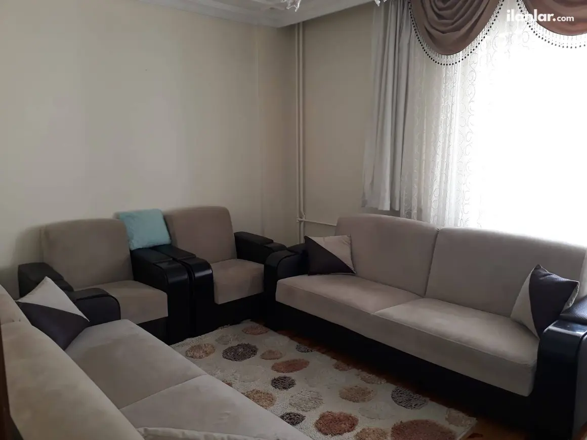 Isparta Merkez İstiklal Mahallesi 3+1 150 m² satılık daire - Fotoğraf 1