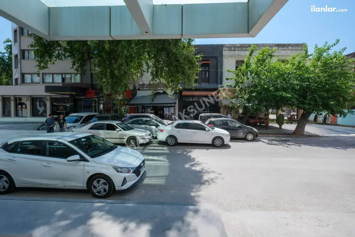 İzmir Konak Akdeniz Mahallesi 150 m² satılık bina - Fotoğraf 1