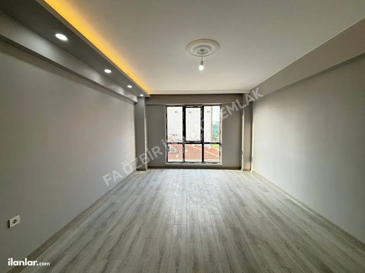 Tekirdağ Çerkezköy Gazi Osman Paşa Mahallesi 2+1 100 m² satılık daire - Fotoğraf 1