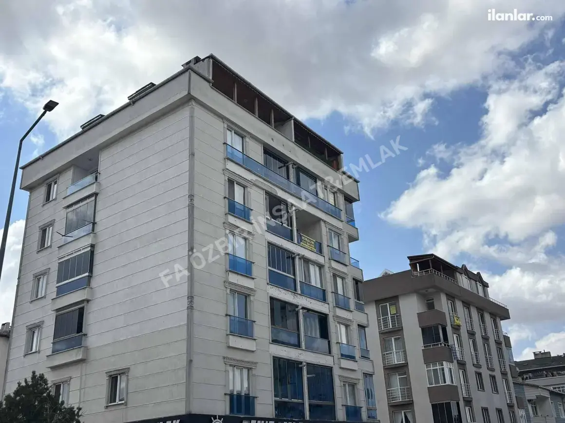 Tekirdağ Çerkezköy Gazi Osman Paşa Mahallesi 4+2 180 m² kiralık daire - Fotoğraf 1