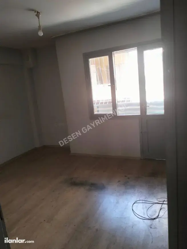 İzmir Buca Hürriyet Mahallesi 2+1 90 m² kiralık daire - Fotoğraf 1
