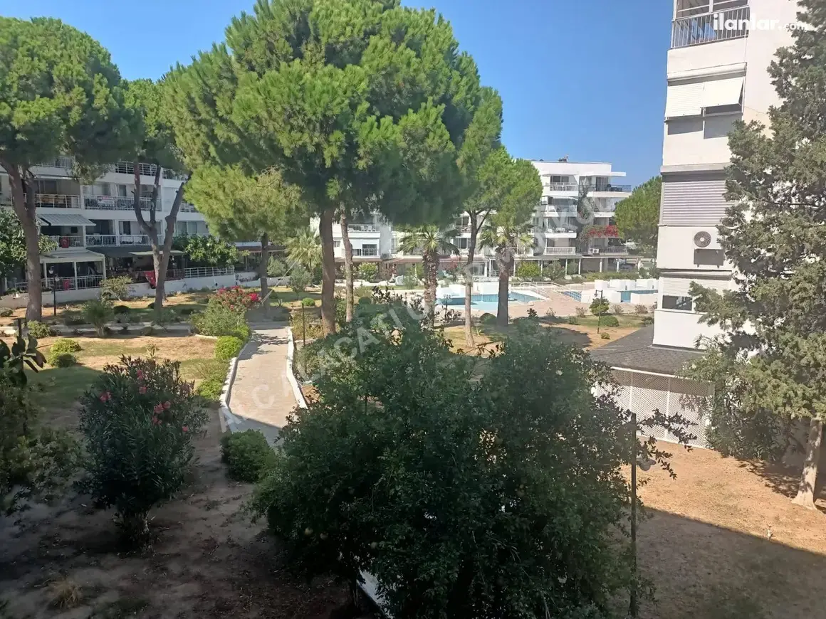 İzmir Çeşme Altınyunus Mahallesi 2+1 80 m² kiralık daire - Fotoğraf 1