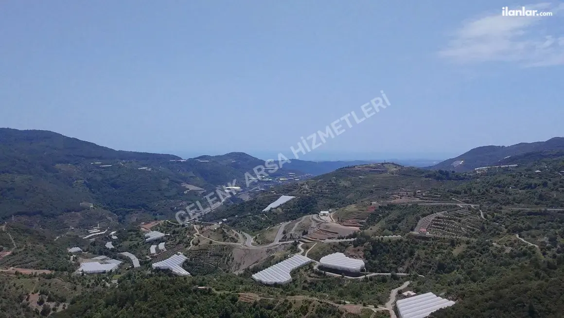 Antalya Alanya Burçaklar Mahallesi 520 m² satılık villa arsa - Fotoğraf 1