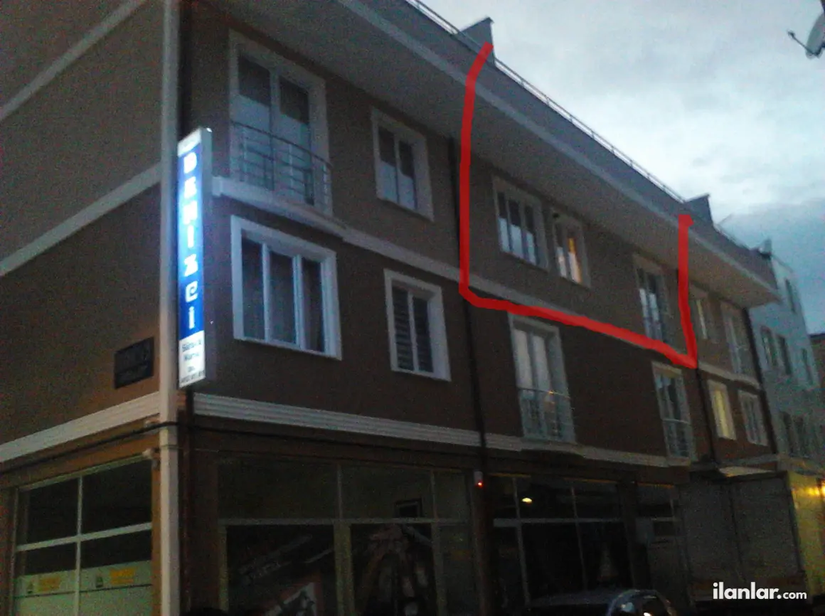 Kocaeli Gölcük Merkez Mahallesi 3+1 135 m² kiralık daire - Fotoğraf 1