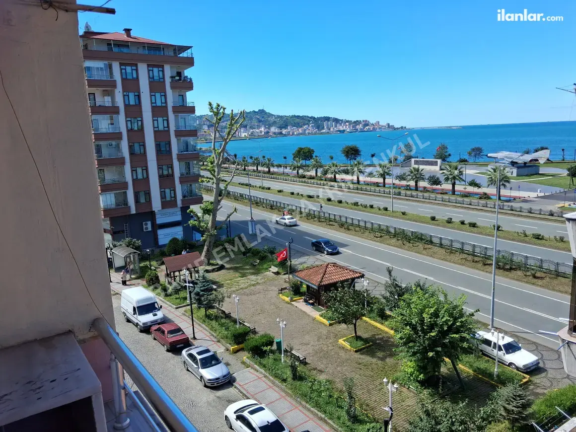 Rize Merkez Bağdatlı Mahallesi 3+1 120 m² kiralık daire - Fotoğraf 1