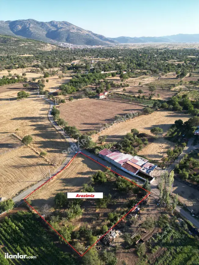 Denizli Tavas Yaka Mahallesi 2.233 m² satılık arazi arsa - Fotoğraf 1