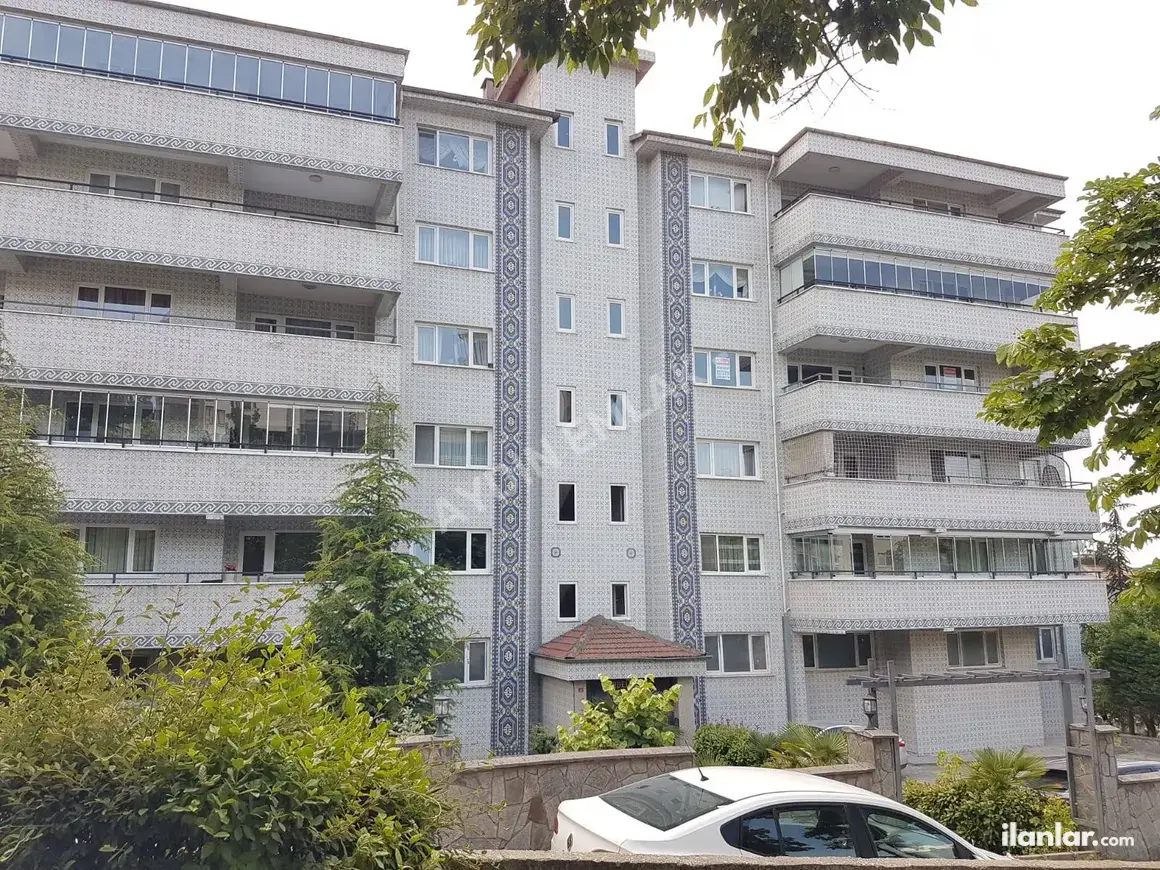 Bursa Nilüfer Kültür Mahallesi 4+1 225 m² kiralık daire - Fotoğraf 1
