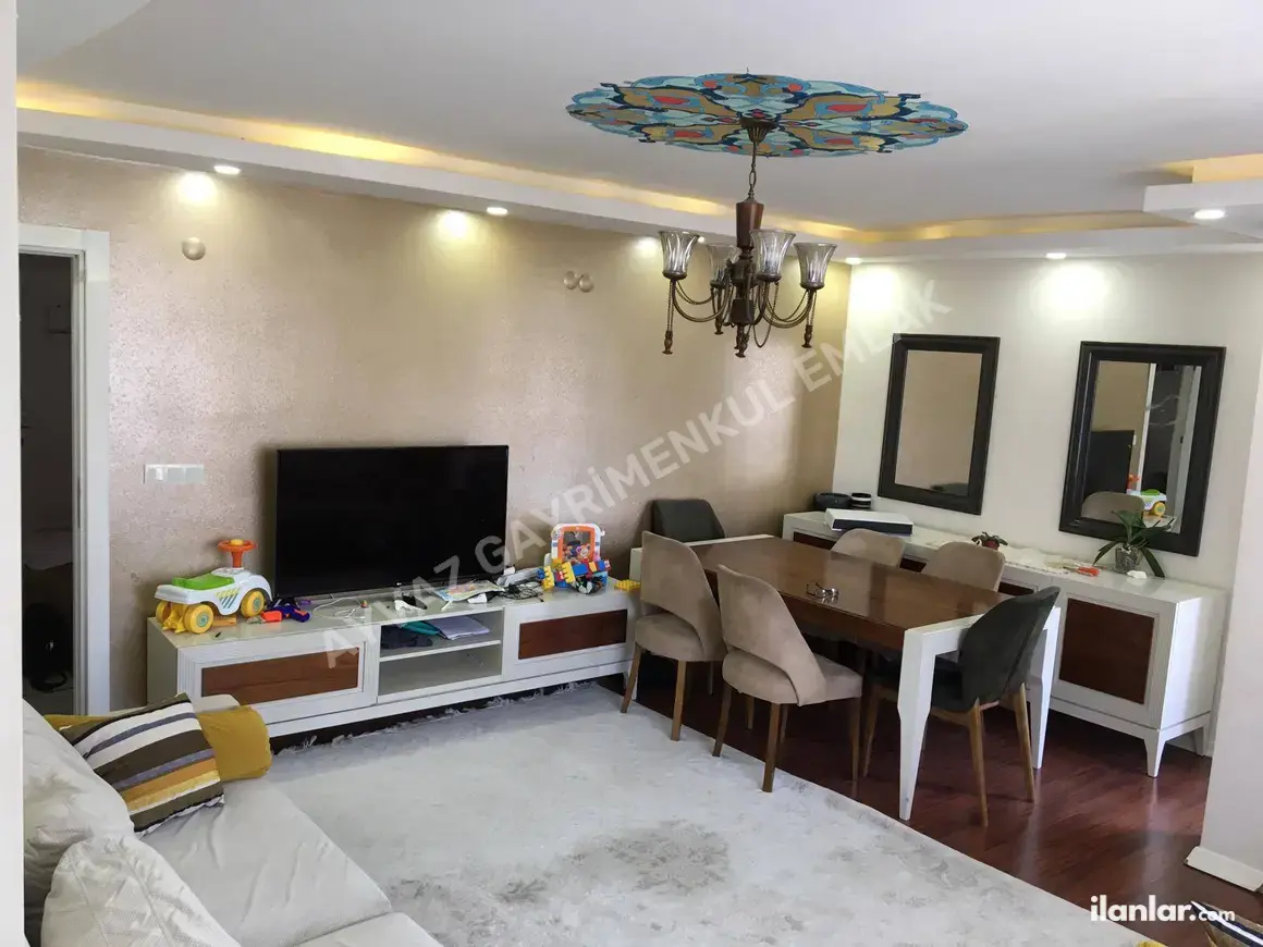 İstanbul Küçükçekmece Cennet Mahallesi 2+1 90 m² kiralık daire - Fotoğraf 1