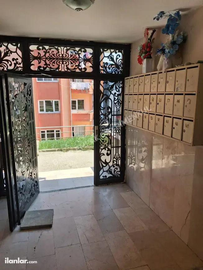 Rize Merkez Atmeydanı Mahallesi 2+1 85 m² kiralık daire - Fotoğraf 1