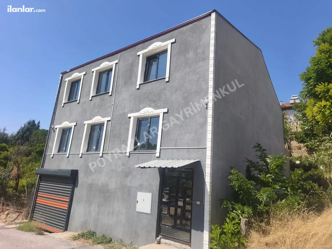 Uşak Merkez Kemalöz Mahallesi 6+2 325 m² satılık müstakil Ev - Fotoğraf 1