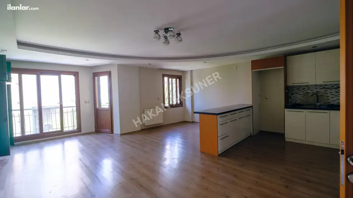 İzmir Bayraklı Manavkuyu Mahallesi 2+1 100 m² kiralık daire - Fotoğraf 1