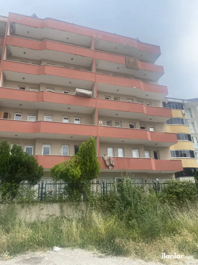 Karabük Merkez 100.Yıl Mahallesi 3+1 130 m² satılık daire - Fotoğraf 1