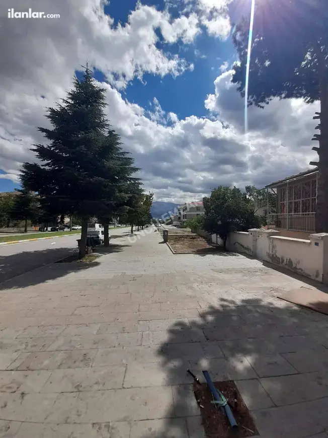 Erzincan Merkez Cumhuriyet Mahallesi 2+1 75 m² kiralık daire - Fotoğraf 1