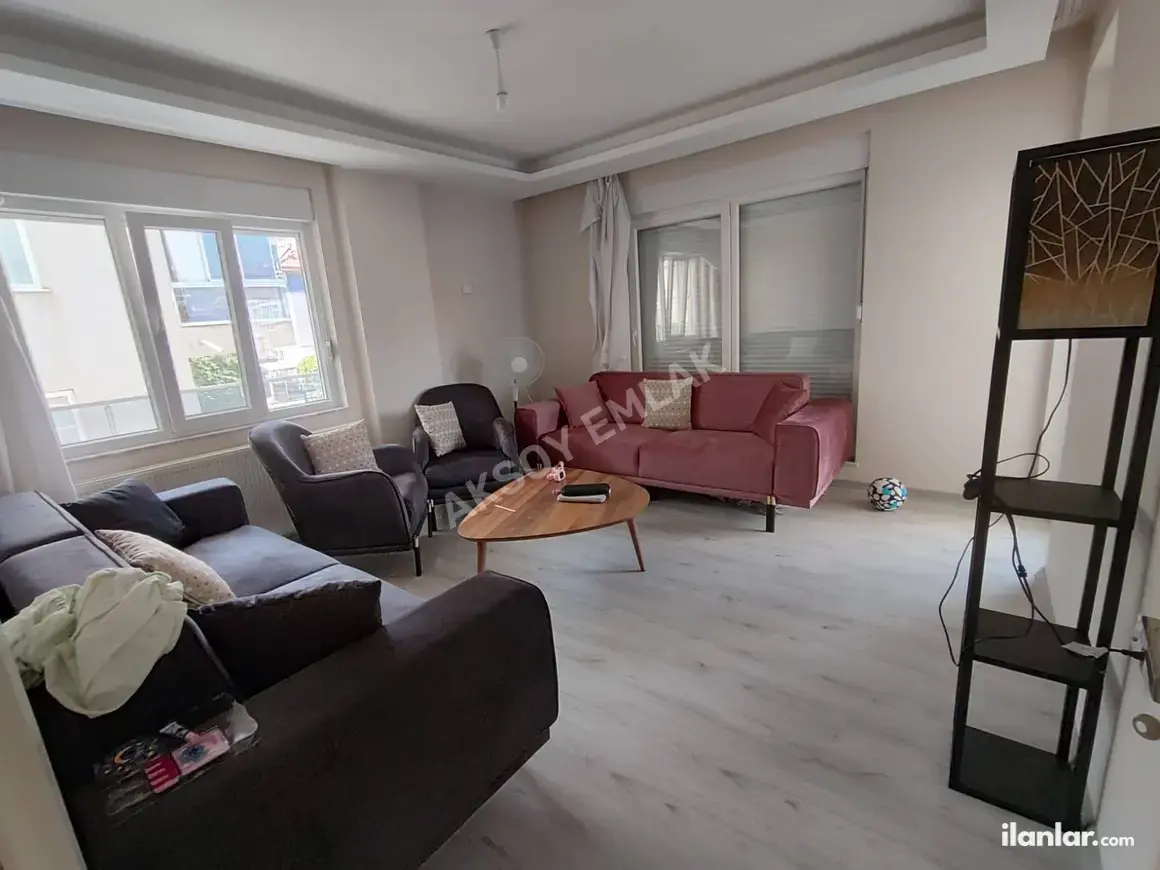 Burdur Bucak Yeni Mahallesi 3+1 125 m² satılık daire - Fotoğraf 1