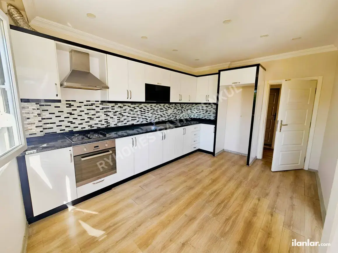 Antalya Manavgat Emek Mahallesi 3+1 155 m² satılık daire - Fotoğraf 1