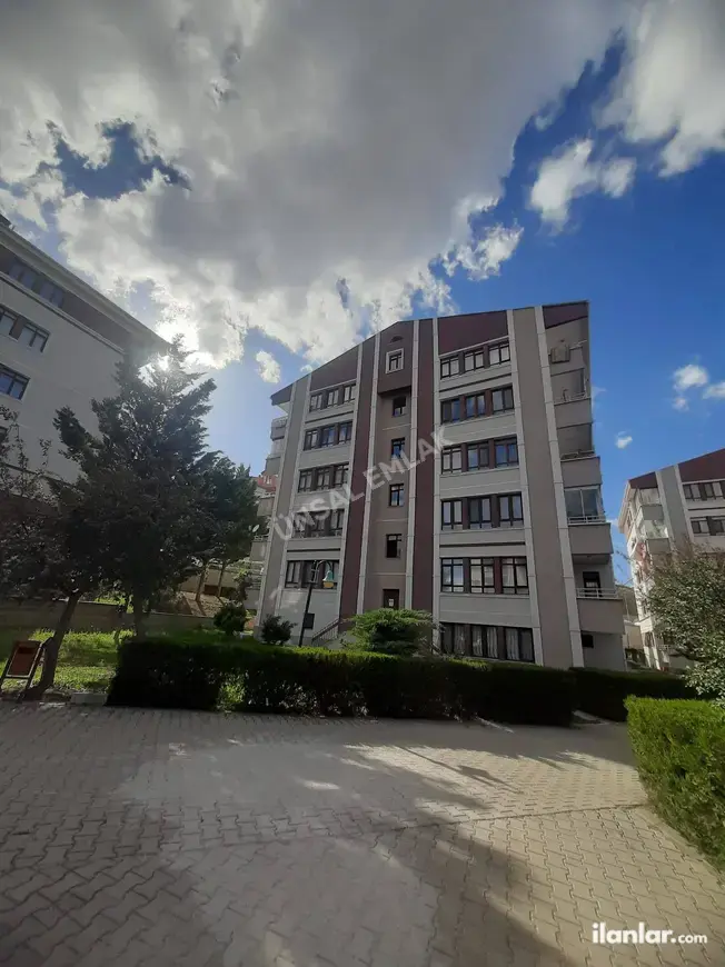 Ankara Yenimahalle Ergazi Mahallesi 3+1 160 m² kiralık daire - Fotoğraf 1