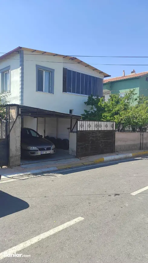 Niğde Bor Fatih Mahallesi 3+1 165 m² satılık müstakil Ev - Fotoğraf 1