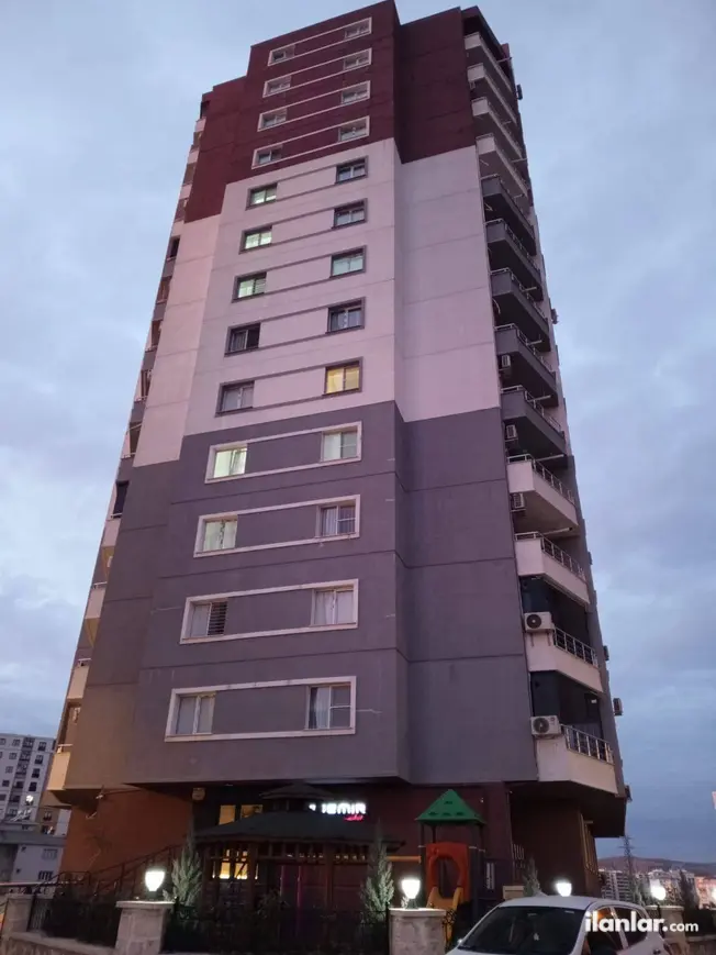 Mardin Artuklu Yenişehir Mahallesi 2+1 110 m² kiralık daire - Fotoğraf 1