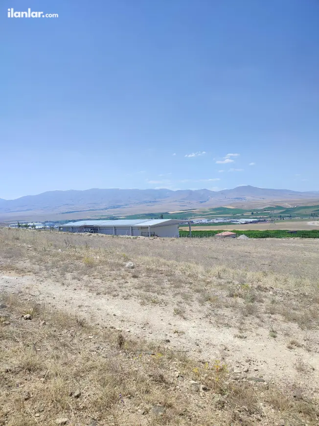 Niğde Merkez Aktaş, Devlet Mahallesi 648 m² satılık arazi arsa - Fotoğraf 1
