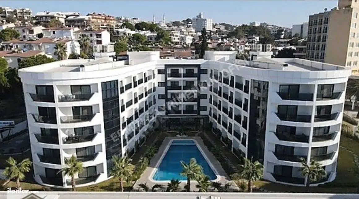 Aydın Kuşadası Kadınlar Denizi Mahallesi 1+1 50 m² kiralık daire - Fotoğraf 1
