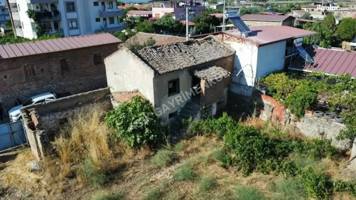 İzmir Tire Kahrat Mahallesi 2+1 1.180 m² satılık müstakil Ev - Fotoğraf 1