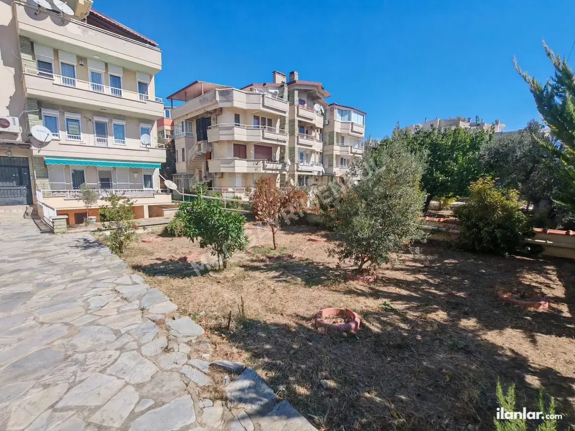 Balıkesir Edremit Altınoluk Mahallesi 3+1 120 m² kiralık daire - Fotoğraf 1