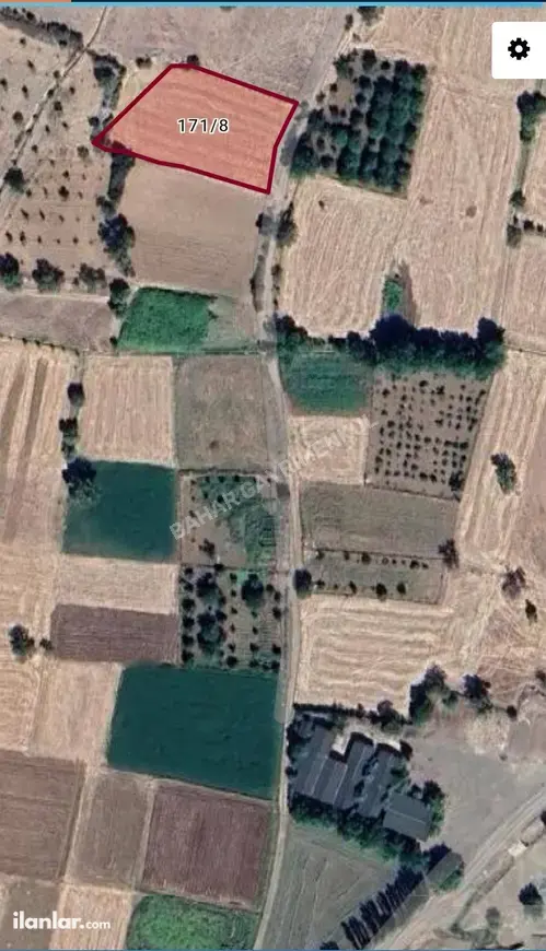 Denizli Acıpayam Kurtlar Mahallesi 1.658 m² satılık tarla arsa - Fotoğraf 1