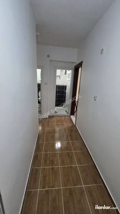 İzmir Bornova Mevlana Mahallesi 2+1 108 m² satılık müstakil Ev - Fotoğraf 1