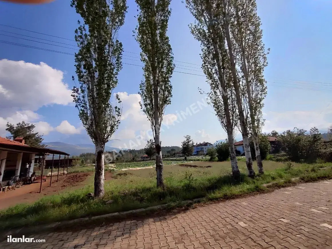 Denizli Beyağaç Uzunoluk Mahallesi 1.762 m² satılık konut arsa - Fotoğraf 1