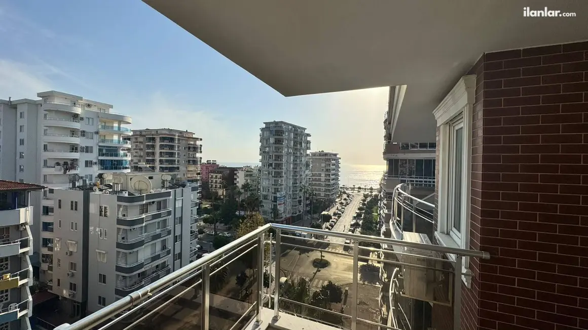 Antalya Alanya Mahmutlar Mahallesi 4+1 160 m² kiralık daire - Fotoğraf 1