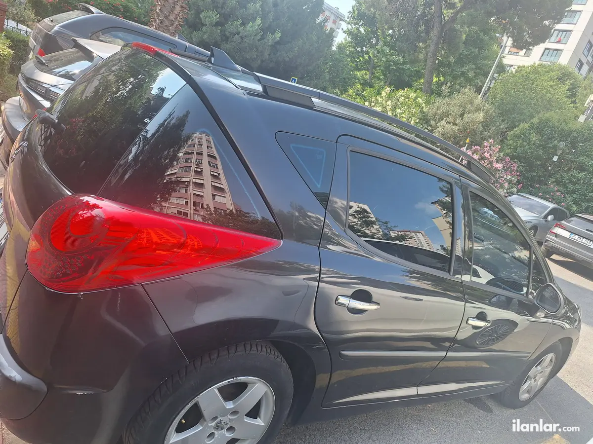 2010 Peugeot 207 1.6 HDi dizel manuel otomobil - Fotoğraf 2