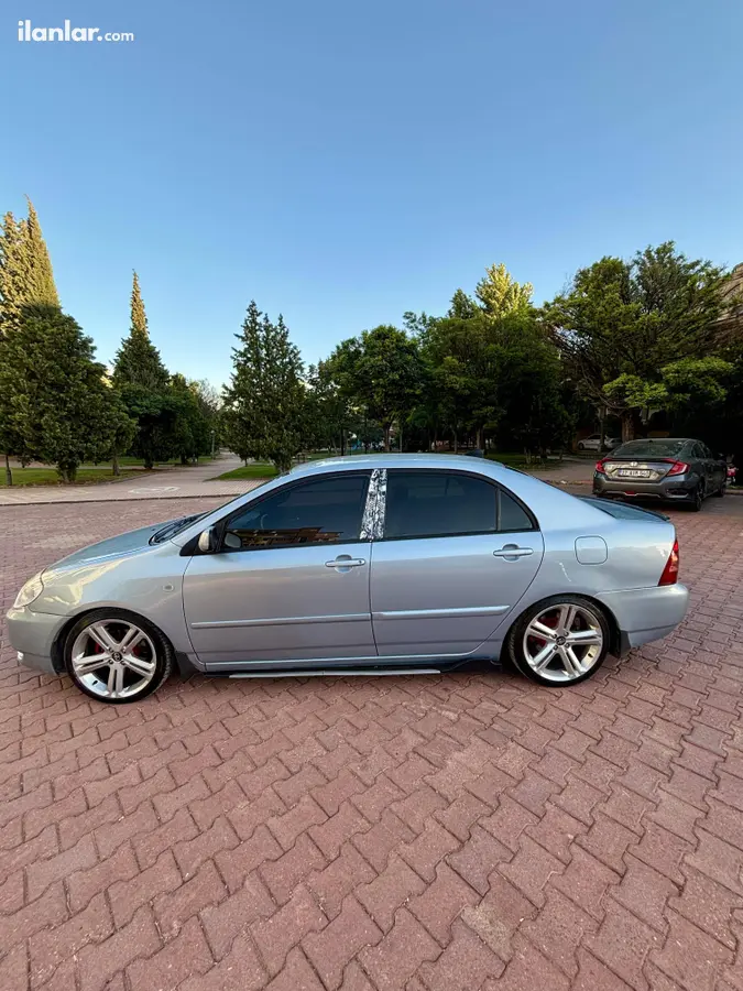 2007 Toyota Corolla 1.4 D-4D dizel yarı Otomatik otomobil - Fotoğraf 1