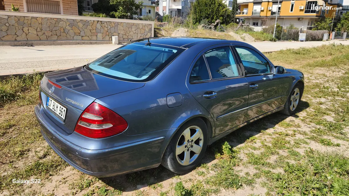 2004 Mercedes - Benz E 200 benzinli otomatik otomobil - Fotoğraf 3